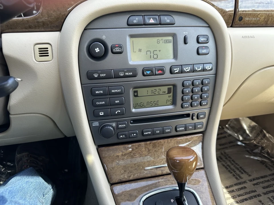 2004 Jaguar X-Type - Image 9 of 18