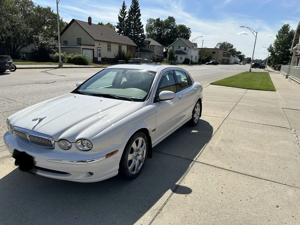 2004 Jaguar X-Type - Image 2 of 18