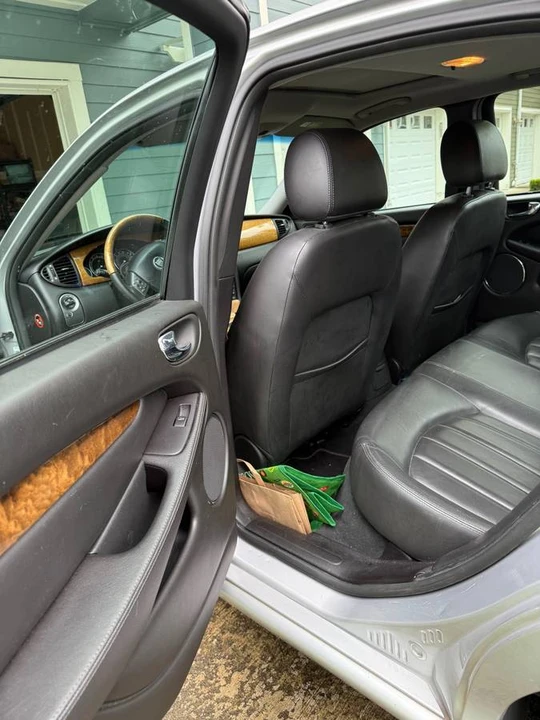 2004 Jaguar X-Type - Image 11 of 19