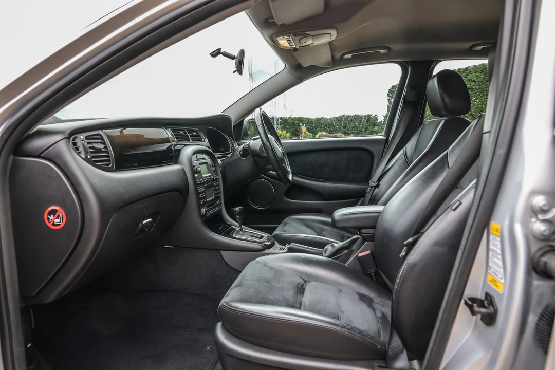 2004 Jaguar X-Type - Image 14 of 30
