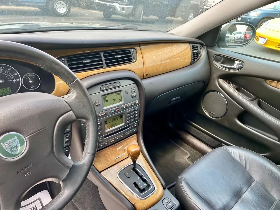 2004 Jaguar X-Type - Image 11 of 19