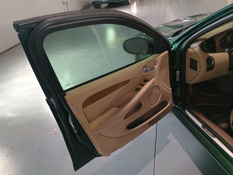 2004 Jaguar X-Type - Image 13 of 20