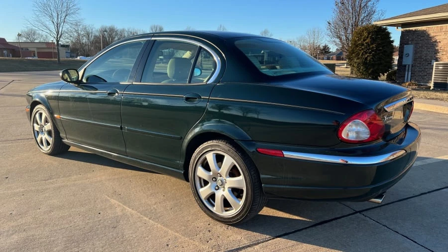 2004 Jaguar X-Type - Image 2 of 11