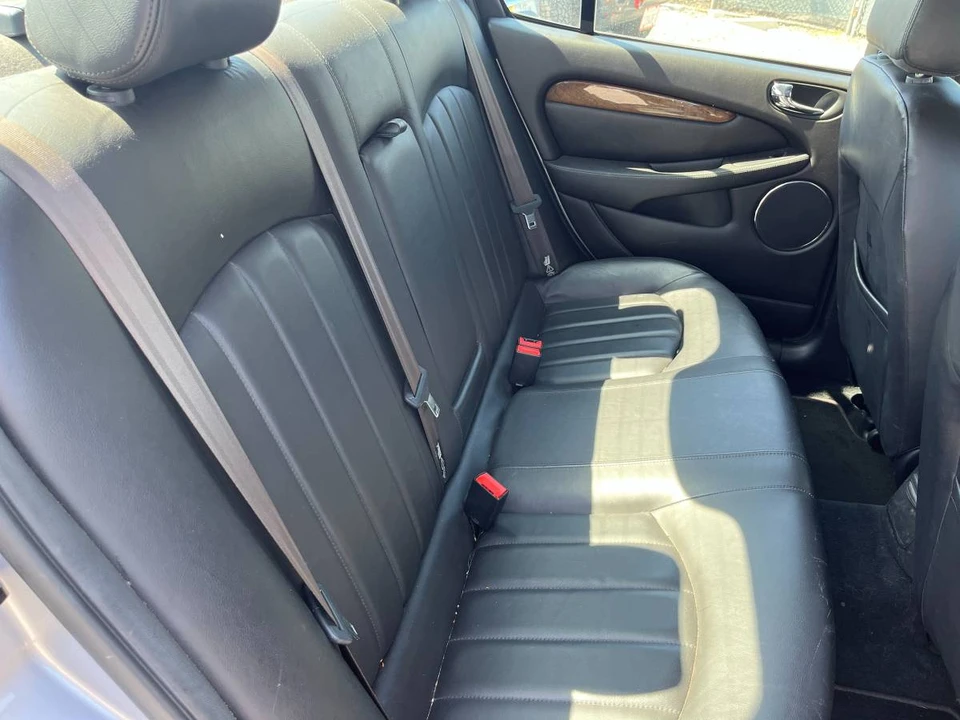 2004 Jaguar X-Type - Image 16 of 23