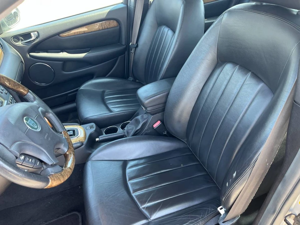 2004 Jaguar X-Type - Image 8 of 23