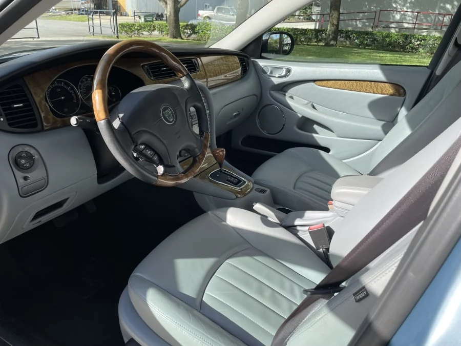 2004 Jaguar X-Type - Image 12 of 16