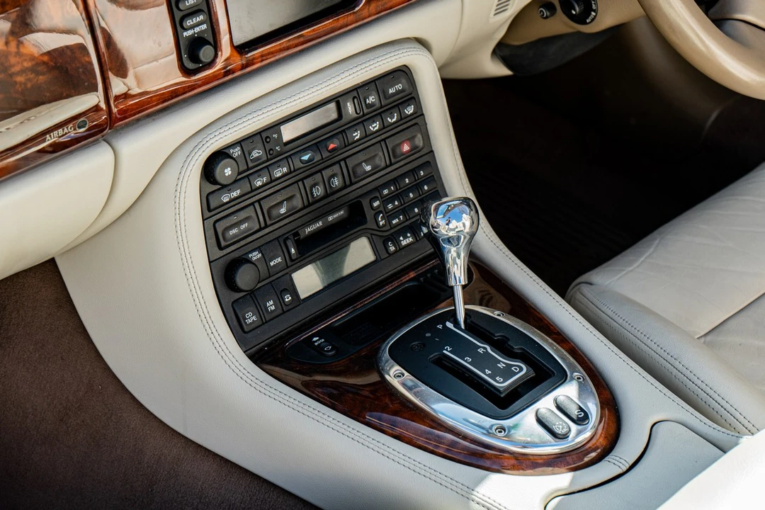 2004 Jaguar X100 XKR - Image 30 of 30