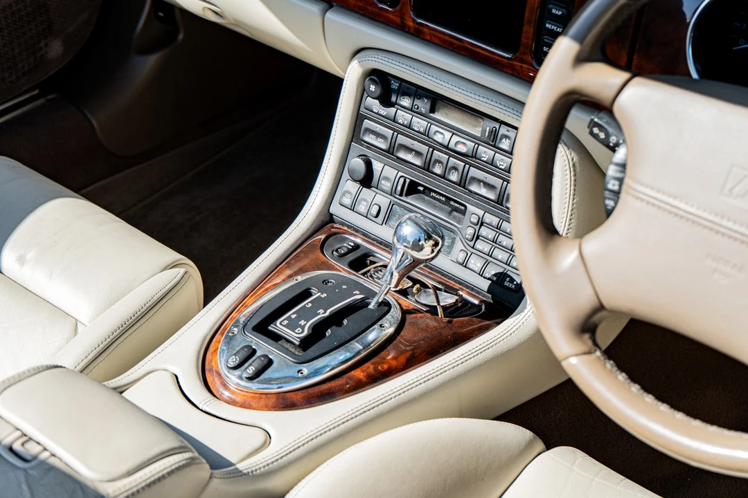 2004 Jaguar X100 XKR - Image 29 of 30
