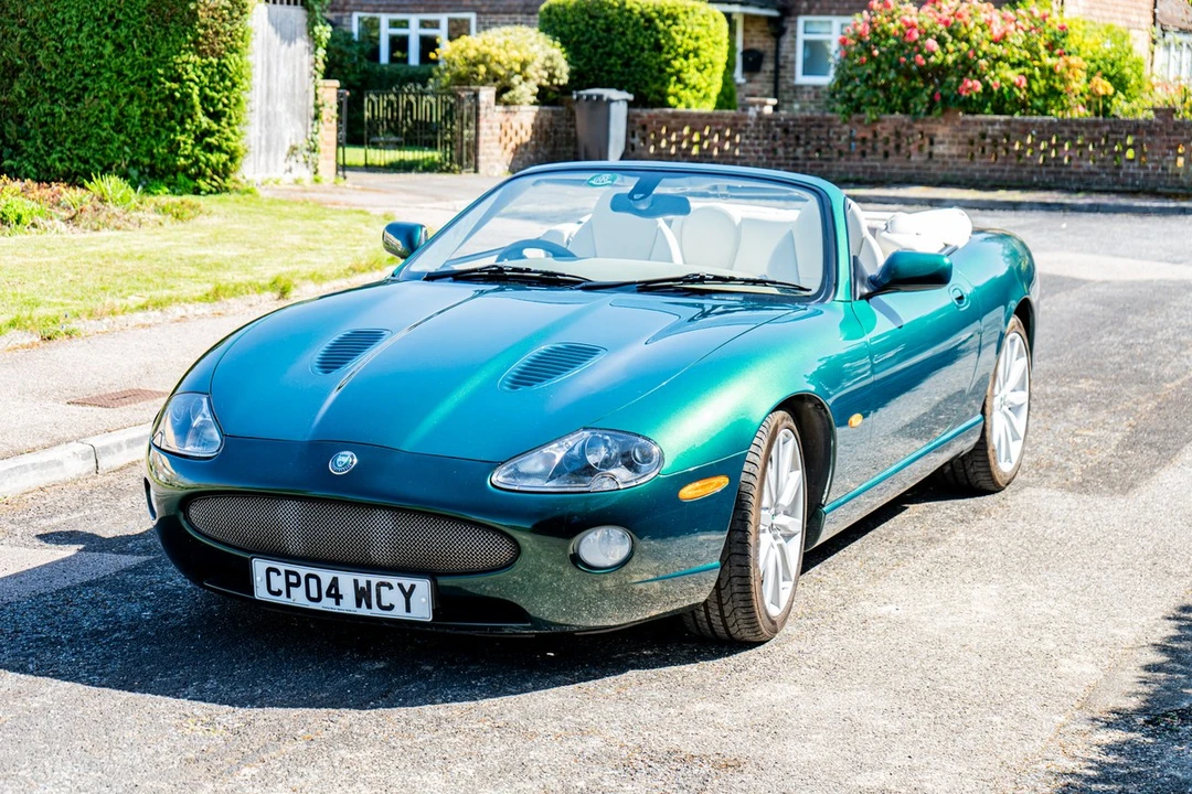 2004 Jaguar X100 XKR - Image 2 of 30