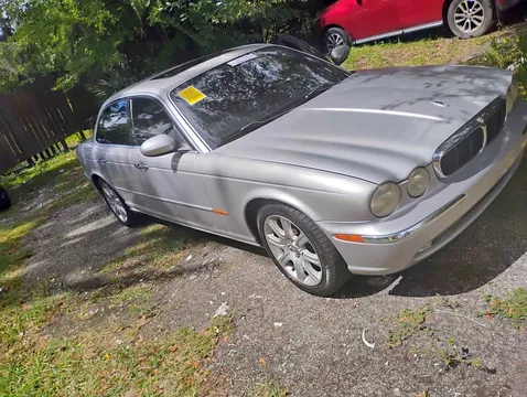 2004 Jaguar XJ Collection Sedan