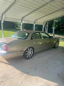 2004 Jaguar XJ Vanden Plas Sedan 4D