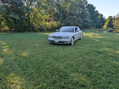 2004 Jaguar XJ XJ R-Sport Sedan 4D