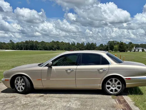 2004 Jaguar XJ XJ Sedan 4D