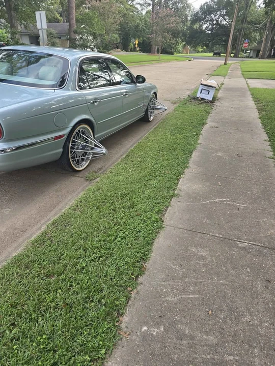 2004 Jaguar X350/X356/X358 XJ - Image 3 of 5