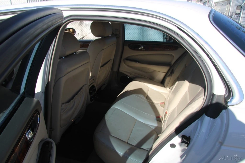 2004 Jaguar X350/X356/X358 XJ - Image 20 of 21