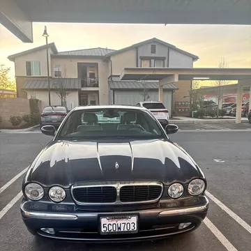 2004 Jaguar XJ XJ8 Sedan 4D