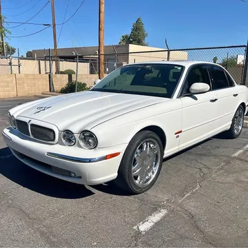 2004 Jaguar XJ XJ8 Sedan