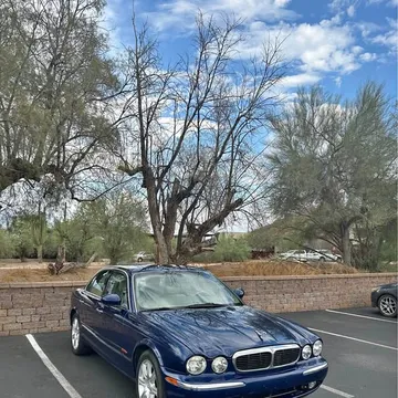 2004 Jaguar XJ XJ8 Sedan 4D