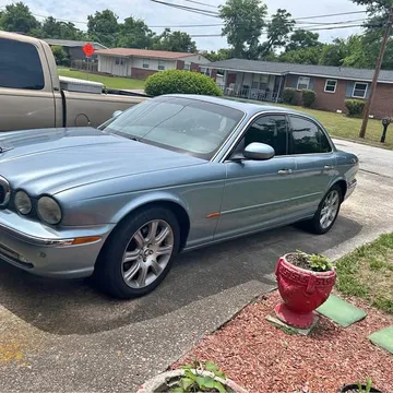2004 Jaguar XJ XJ8 Sedan 4D