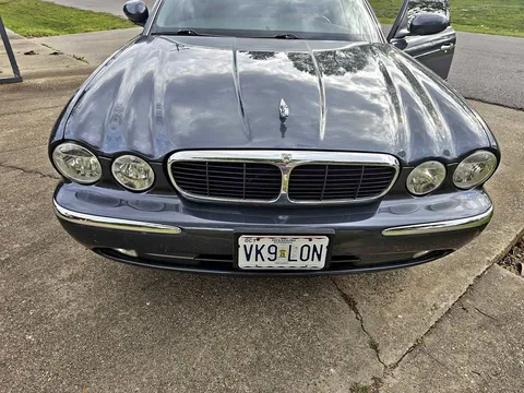 2004 Jaguar XJ XJ8 Sedan 4D