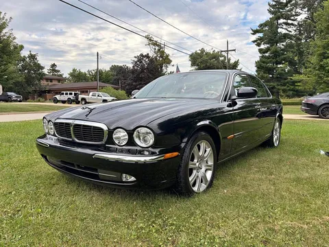 2004 Jaguar XJ XJ8 Sedan 4D