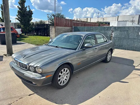 2004 Jaguar XJ XJ8 Sedan 4D