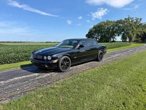 2004 Jaguar XJ XJR Sedan 4D