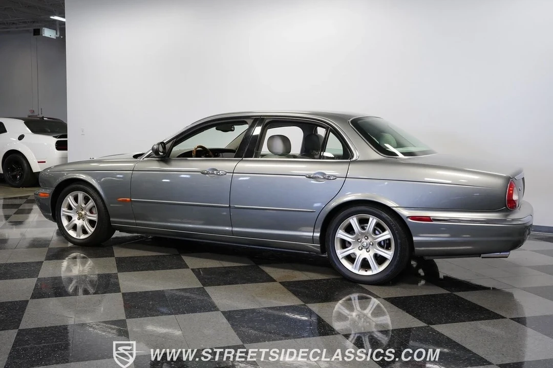 2004 Jaguar XJ Series 4 - Image 9 of 12
