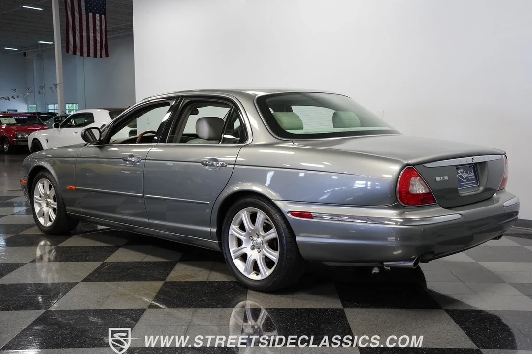 2004 Jaguar XJ Series 4 - Image 10 of 12