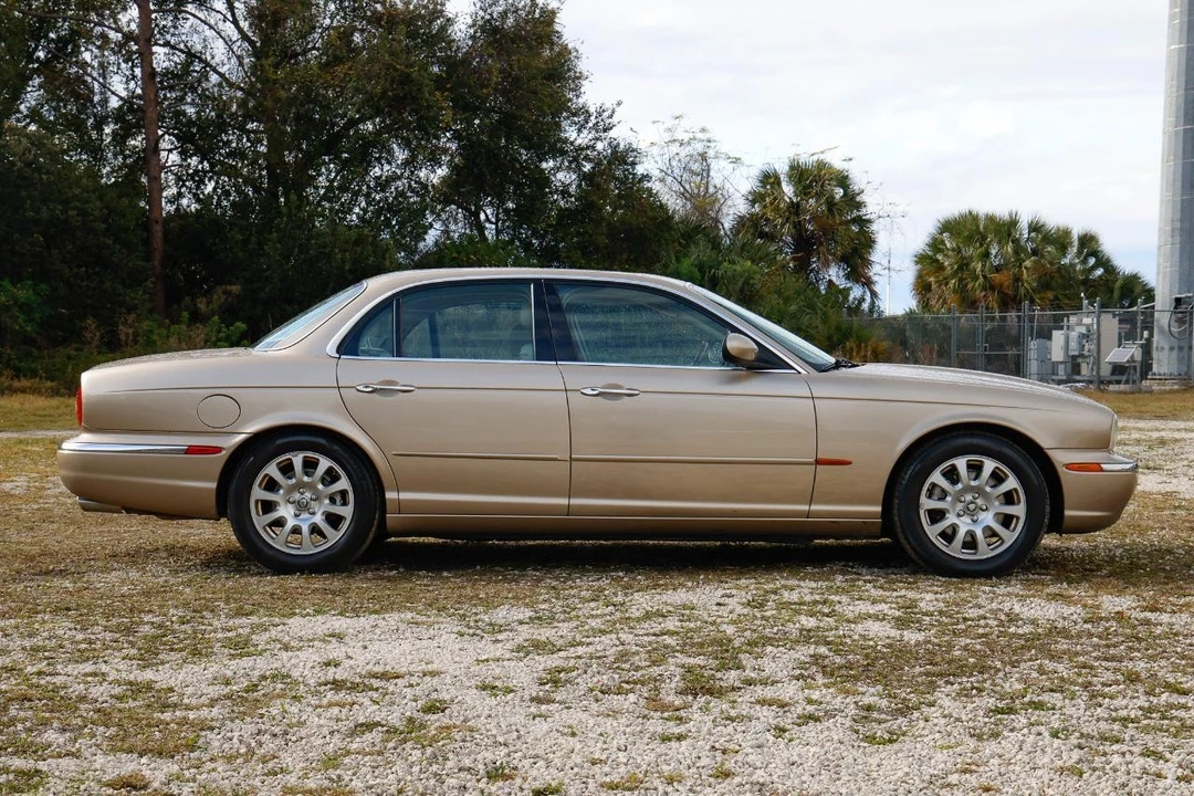 2004 Jaguar X350/X356/X358 XJ - Image 13 of 31