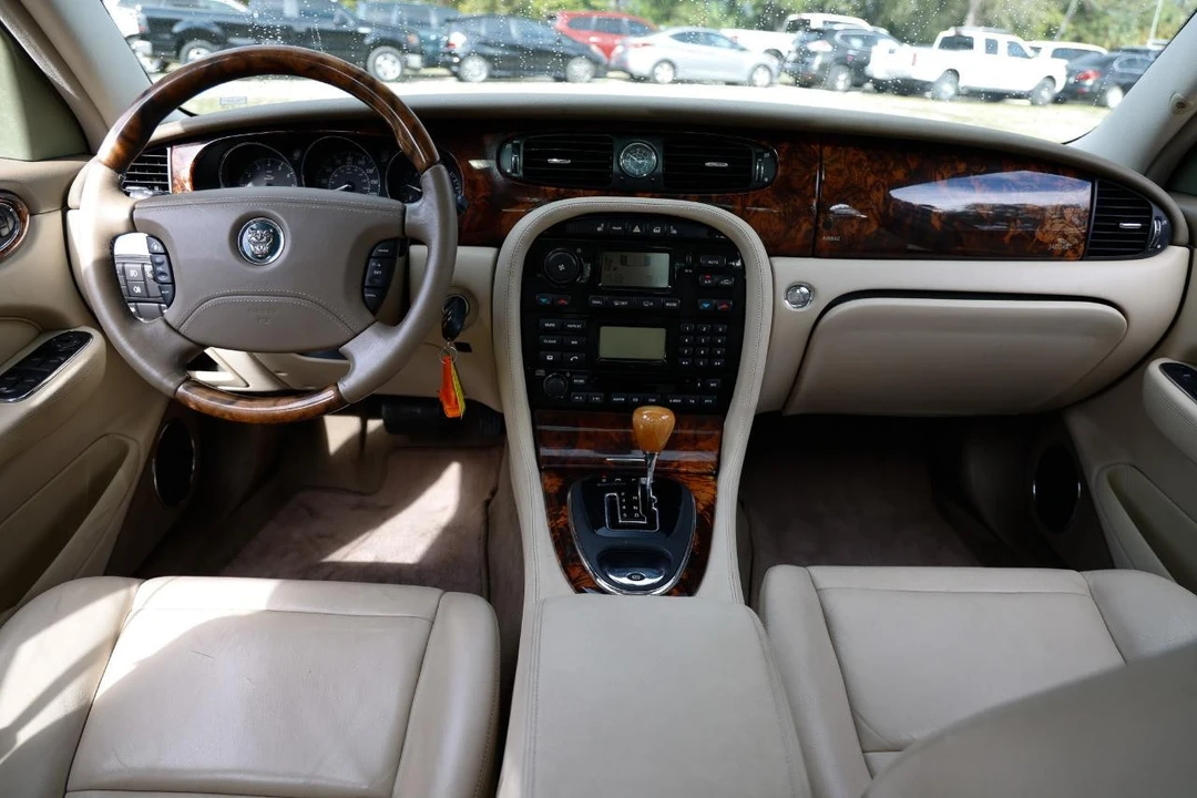 2004 Jaguar X350/X356/X358 XJ - Image 21 of 31