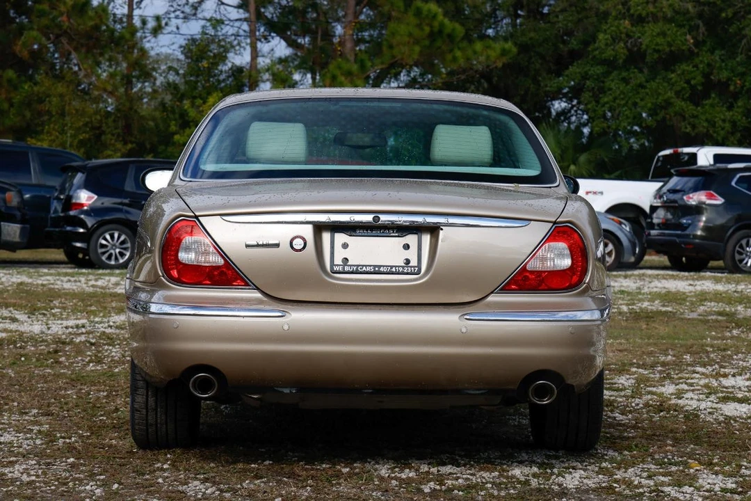 2004 Jaguar X350/X356/X358 XJ - Image 9 of 31