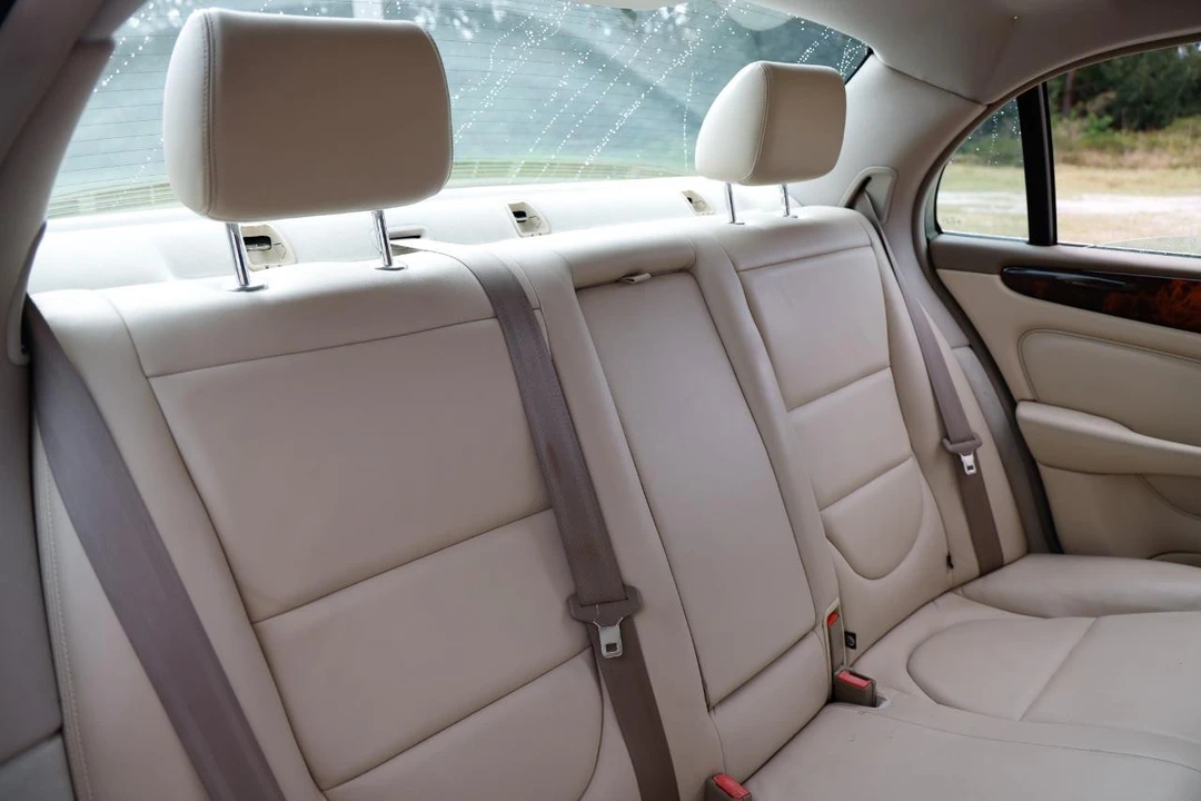 2004 Jaguar X350/X356/X358 XJ - Image 14 of 31