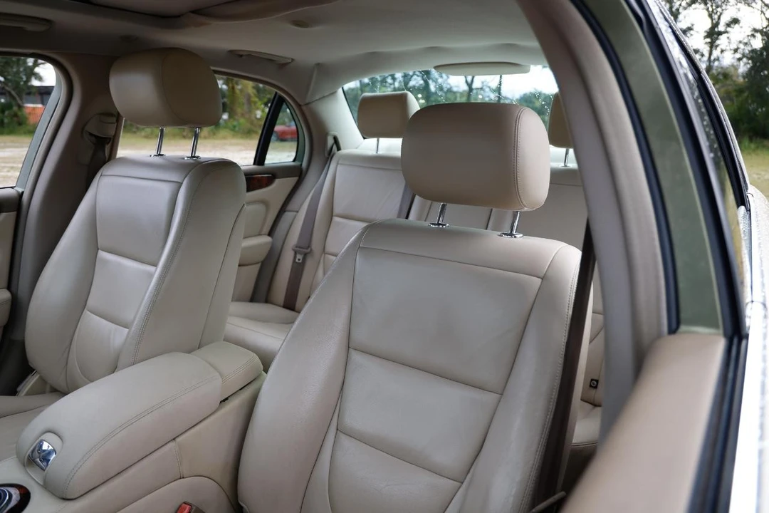 2004 Jaguar X350/X356/X358 XJ - Image 6 of 31