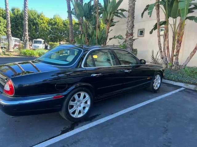 2004 Jaguar XJ Series 4 - Image 2 of 6