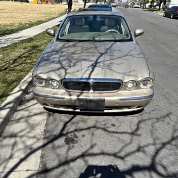 2004 Jaguar XJ8