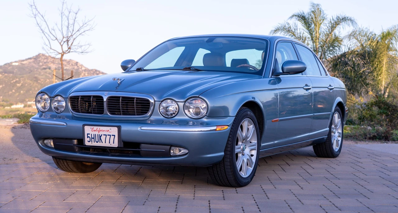 2004 Jaguar X350/X356/X358 XJ - Image 2 of 31