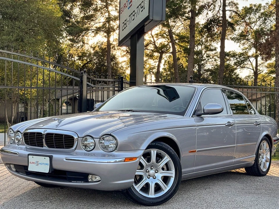 2004 Jaguar X350/X356/X358 XJ - Image 2 of 29
