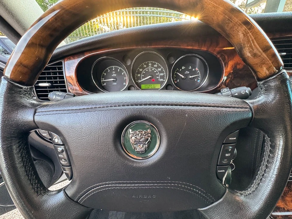 2004 Jaguar X350/X356/X358 XJ - Image 17 of 29