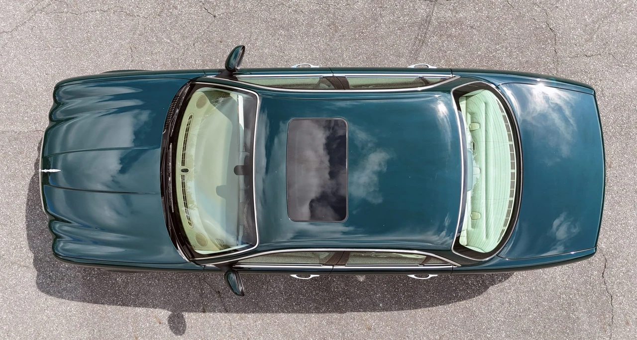 2004 Jaguar X350/X356/X358 XJ - Image 19 of 31