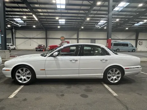 2004 Jaguar XJ8