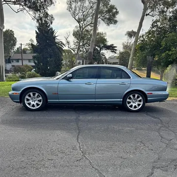 2004 Jaguar XJ8 Sedan
