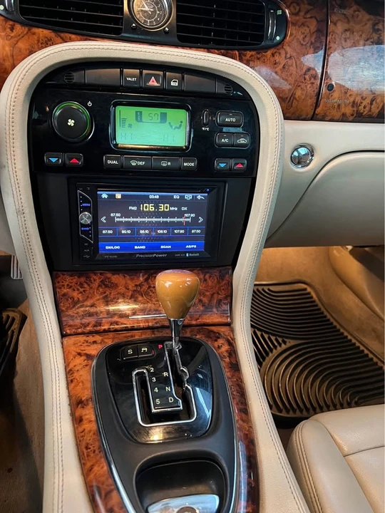 2004 Jaguar XJ Series 4 - Image 13 of 18