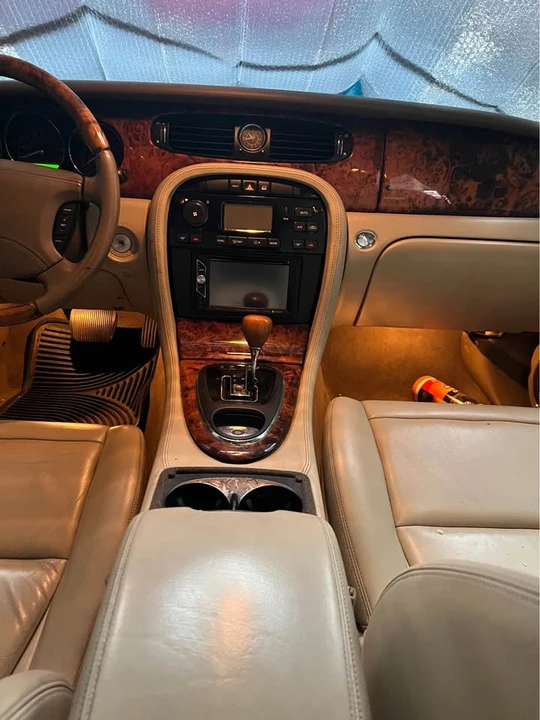 2004 Jaguar XJ Series 4 - Image 14 of 18