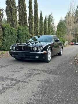 2004 Jaguar XJ8 Sedan