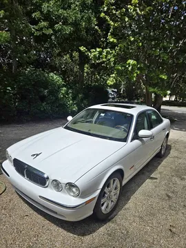 2004 Jaguar XJ8