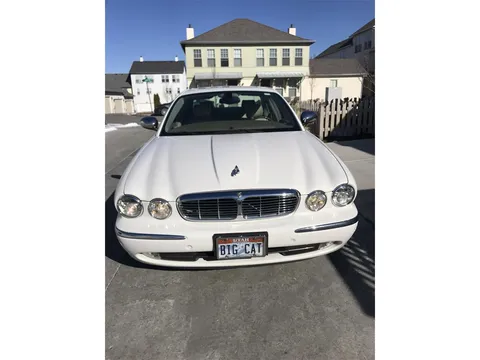 2004 Jaguar XJ8 Vanden Plas