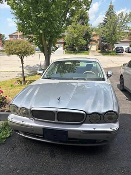 2004 Jaguar XJ8 Vanden Plas