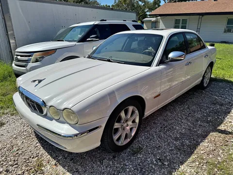 2004 Jaguar XJ8 Vanden Plas
