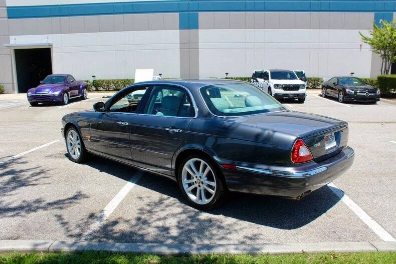 2004 Jaguar X350/X356/X358 XJR - Image 27 of 31
